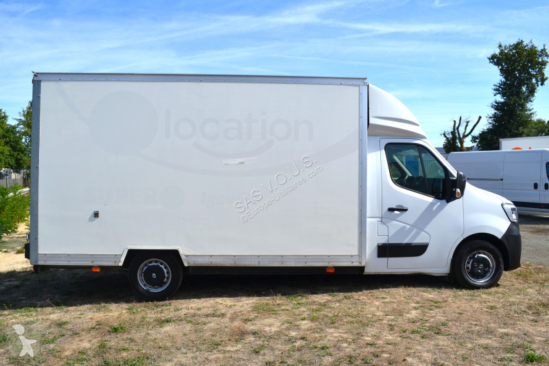 Véhicule utilitaire Renault RENAULT MASTER III...