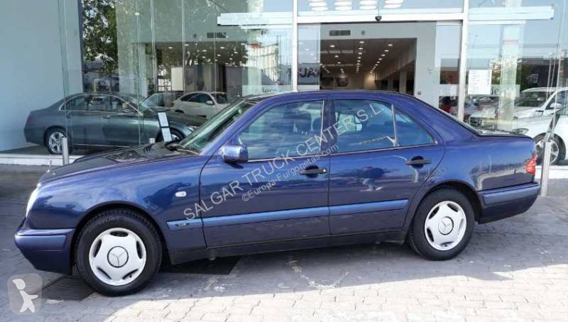 Furgoneta Mercedes