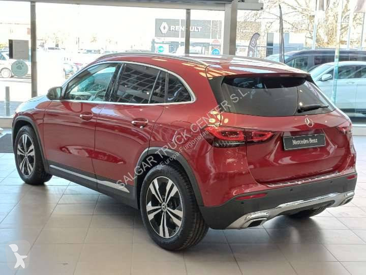 Комерційні автомобілі Mercedes