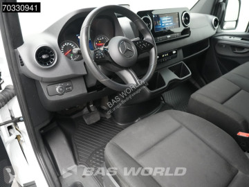 Mercedes Sprinter 317 CDI Automaat L3H2 PRO LED Navi Airco Cruise Camera 10inch MBUX CarPlay Parkeersensoren v+a Euro6 L3 A/C Towbar Cruise contro