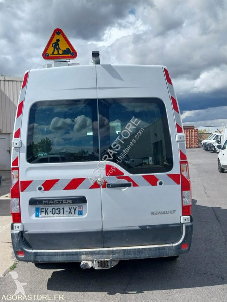 Комерційні автомобілі Renault MASTER