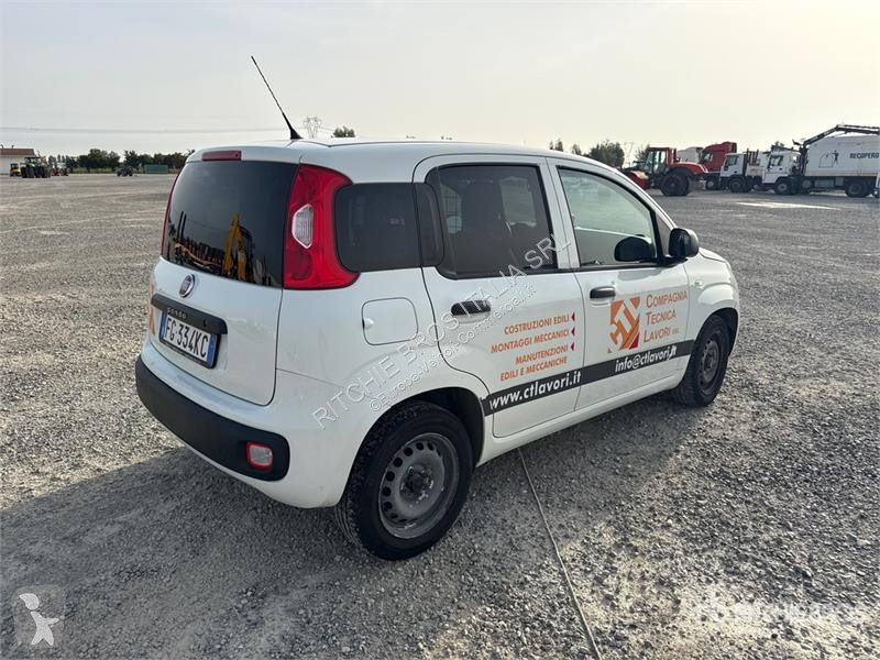 Комерційні автомобілі Fiat Cargo Van