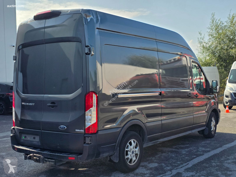 Лекотоварен автомобил Ford transit