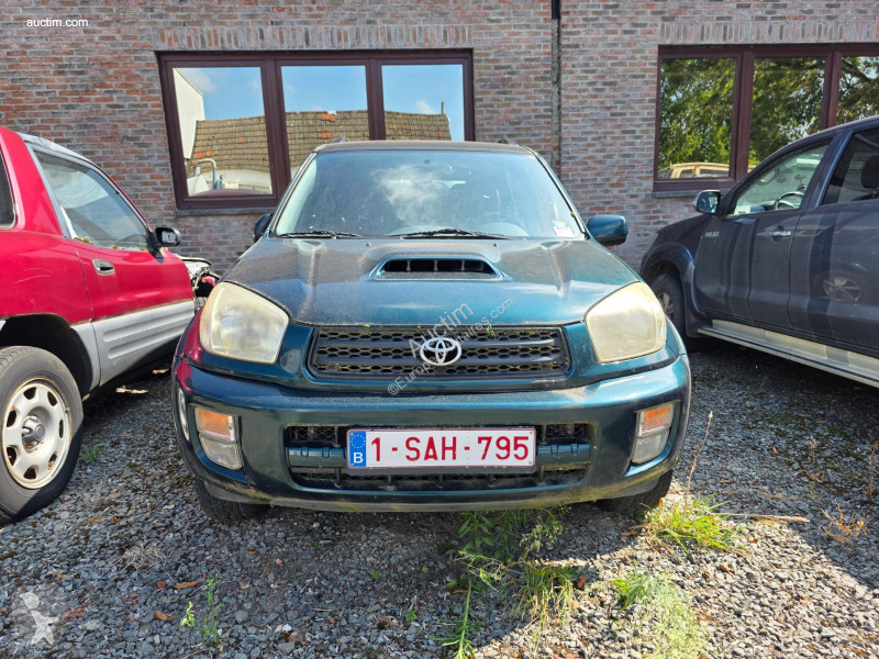 Комерційні автомобілі Toyota rav 4