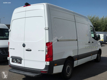 Фургон Mercedes