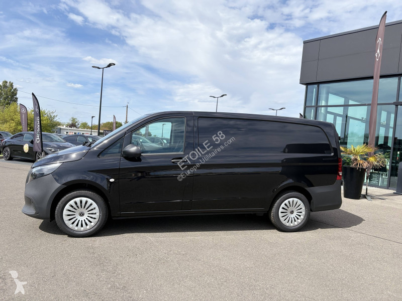 Комерційні автомобілі Mercedes VITO FOURGON 119...