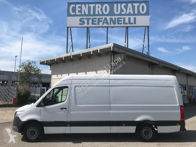 Комерційні автомобілі Mercedes Sprinter 315 2.0...