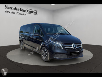 Voiture monospace Mercedes