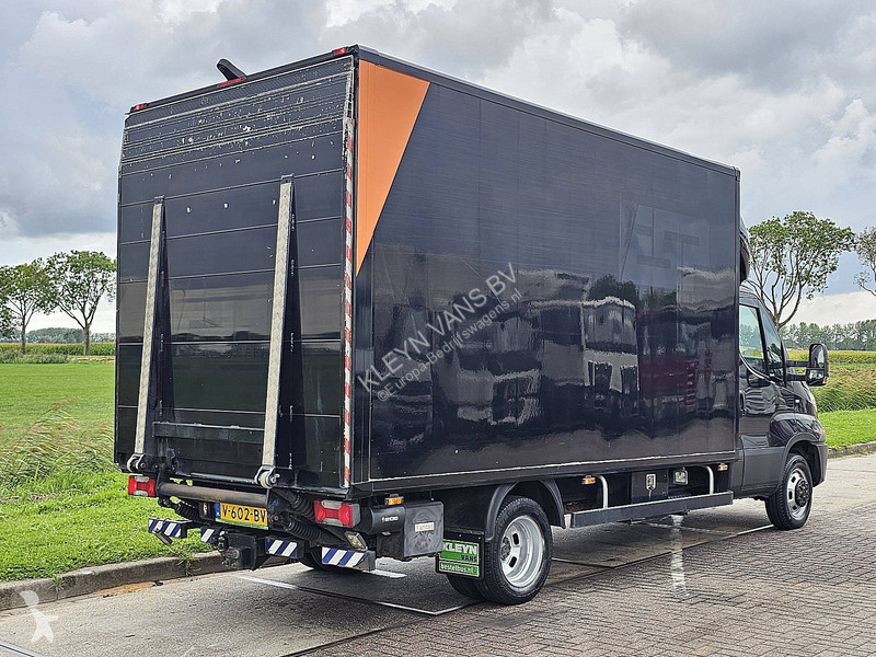 Véhicule utilitaire Iveco 50C15 3.0Ltr Bakwagen...