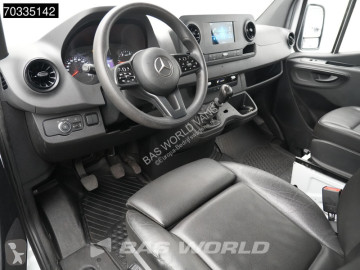 Шасі з кабіною Mercedes
