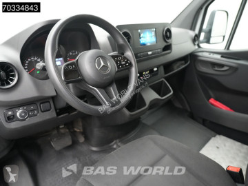 Фургон Mercedes