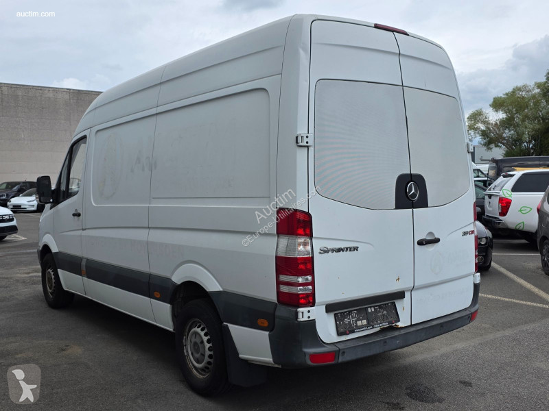 Furgoneta Mercedes sprinter