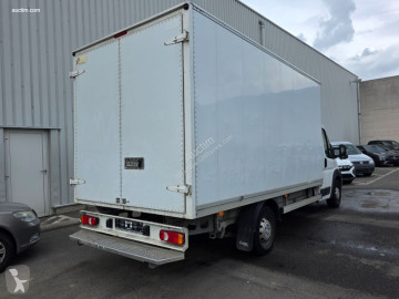 Caja cerrada Peugeot