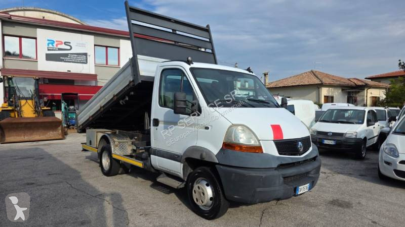 Renault 130 3.0 DCI van