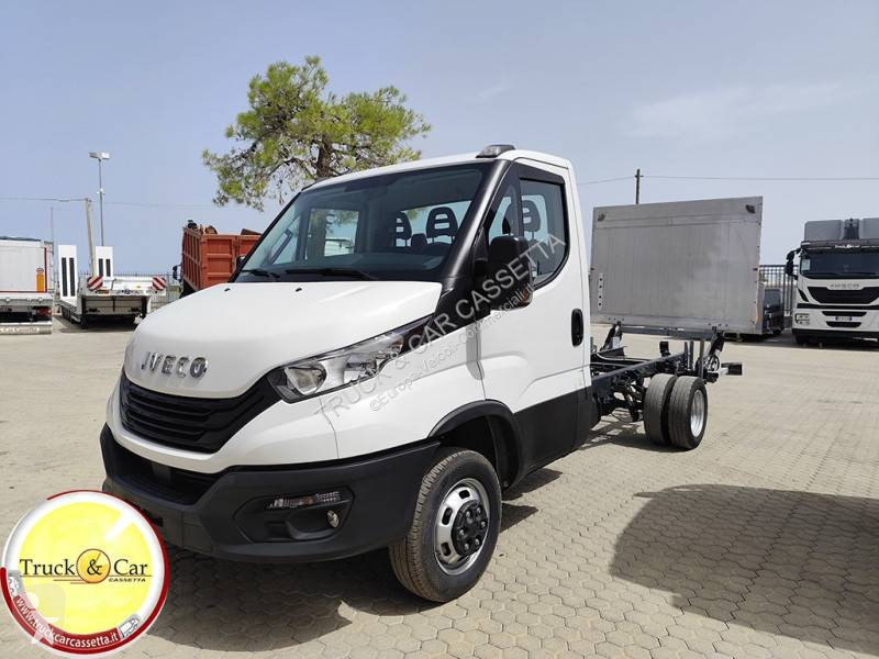 Furgoneta Iveco 35C14