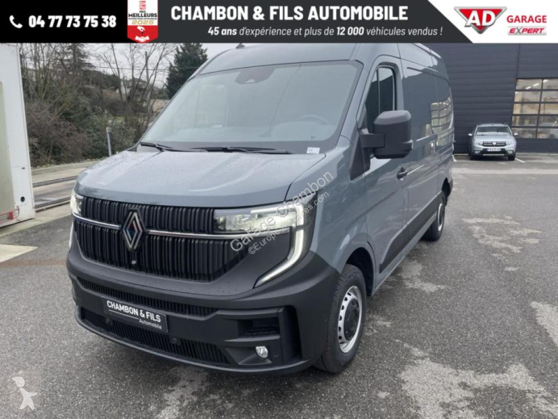 Véhicule utilitaire Renault FOURGON DCI 150...