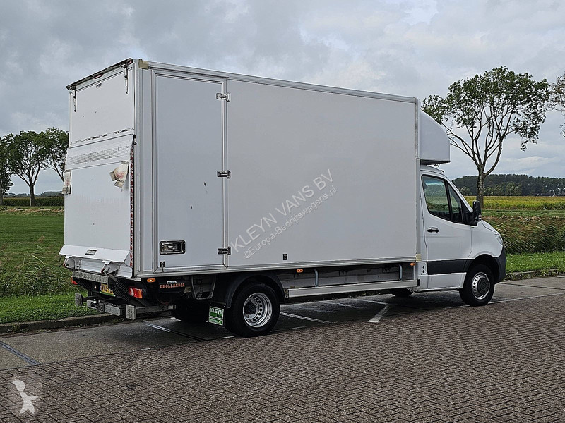 Furgoneta Mercedes 516 trekhaak 3500kg EUR6