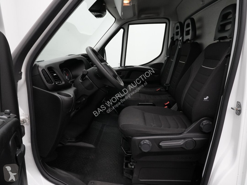 Furgoneta Iveco 35S16