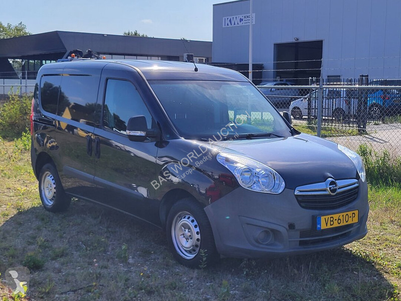 Furgoneta Opel 90pk