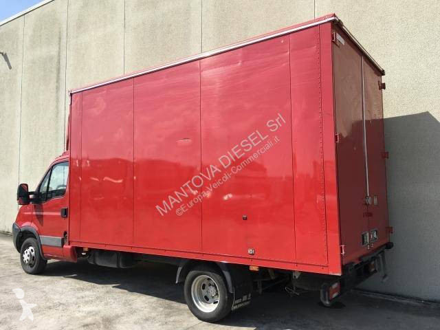 Лекотоварен автомобил Iveco 35C14G