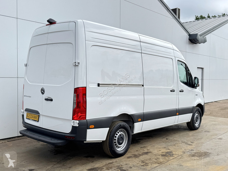Лекотоварен автомобил Mercedes 314 Pro 81kWh...