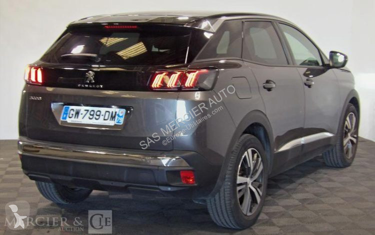 Лекотоварен автомобил Peugeot