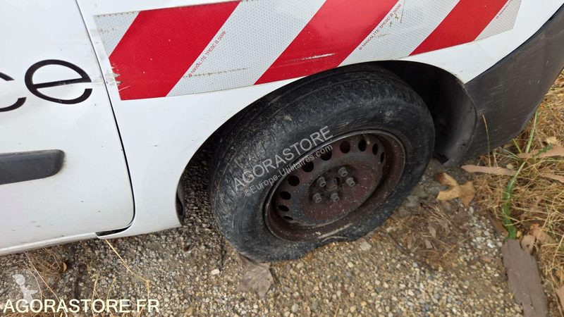 Лекотоварен автомобил Renault KANGOO