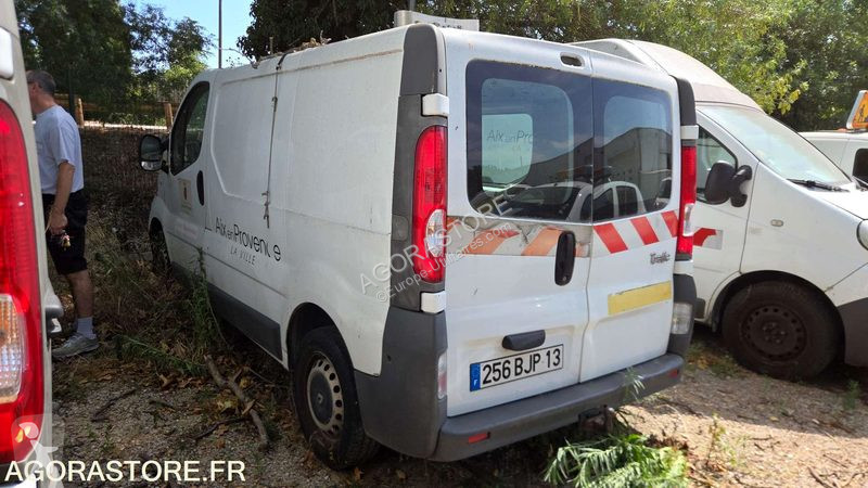 Лекотоварен автомобил Renault TRAFIC
