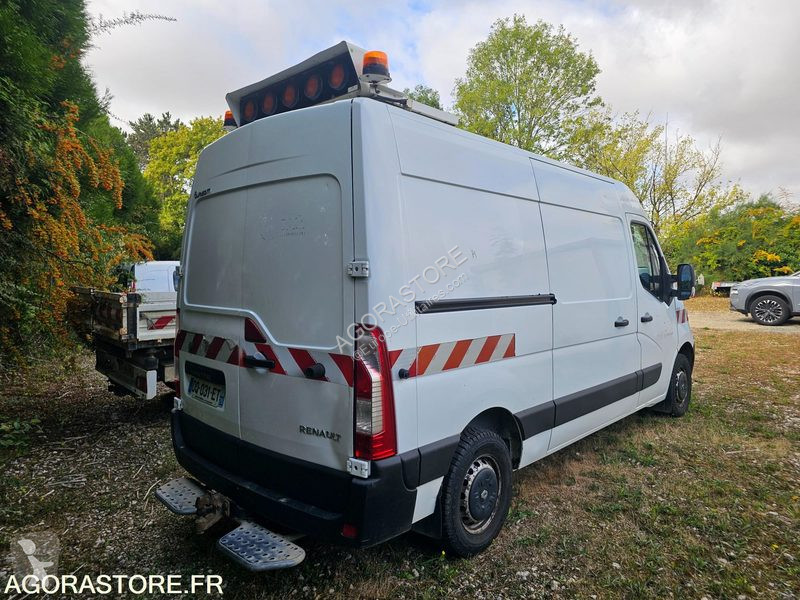 Лекотоварен автомобил Renault