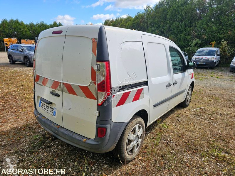 Лекотоварен автомобил Renault