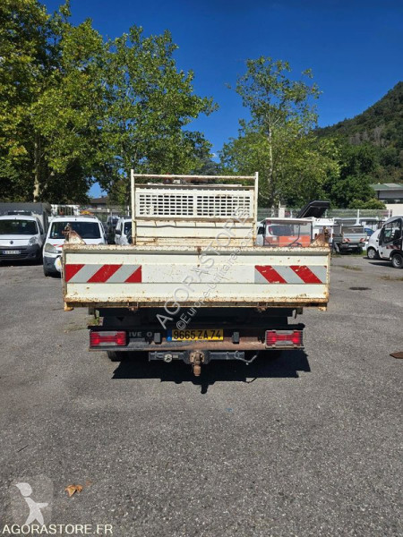 Лекотоварен автомобил Iveco 35C12