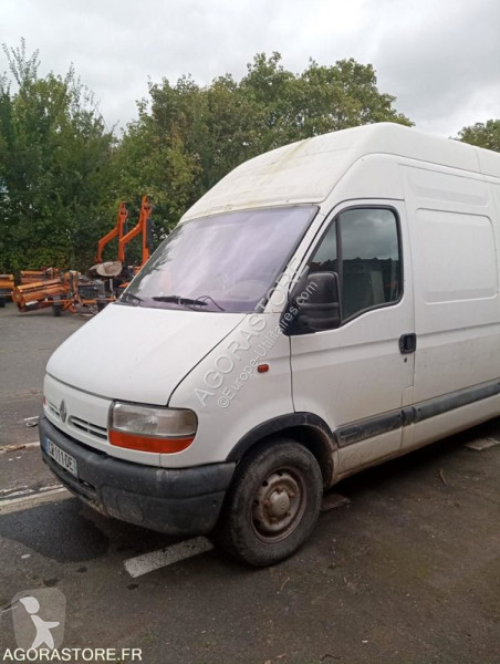 Лекотоварен автомобил Renault MASTER