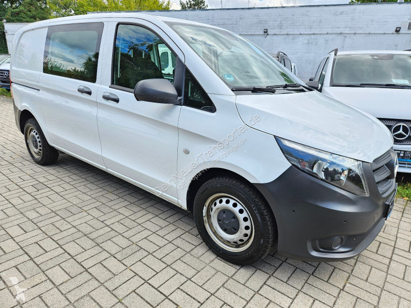 Лекотоварен автомобил Mercedes 114 CDI...