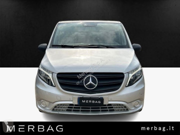 Vehículo comercial Mercedes