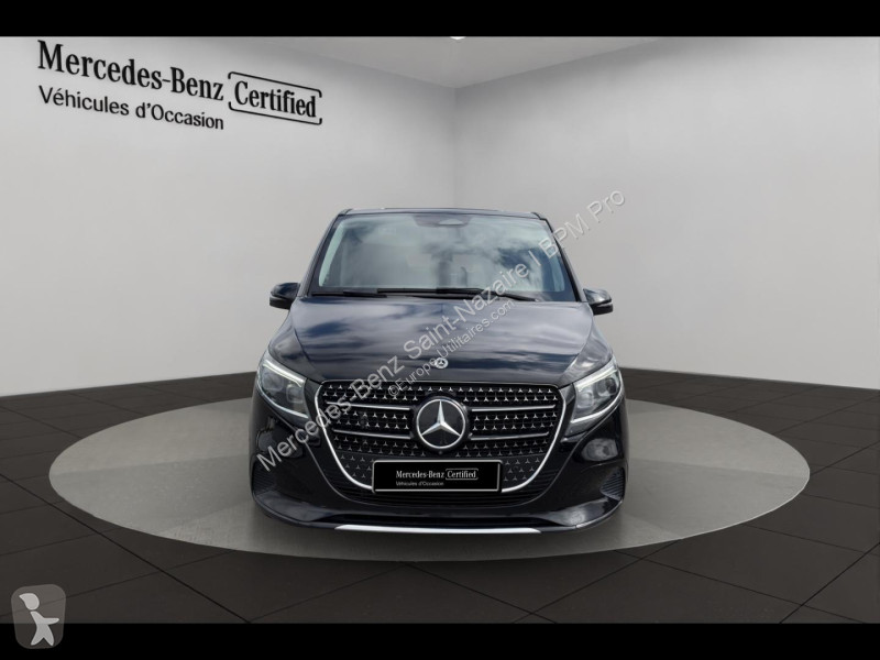 Лекотоварен автомобил Mercedes 300 d Long...