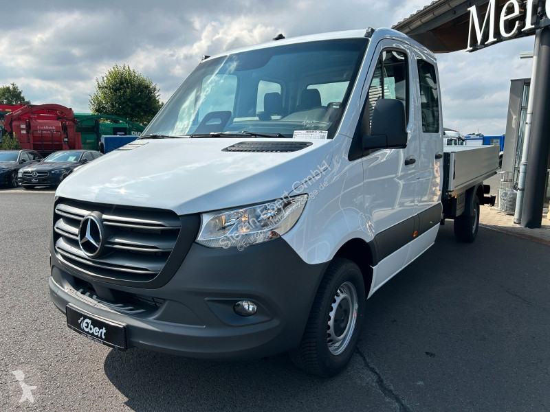 Лекотоварен автомобил Mercedes 317 CDI 4325...