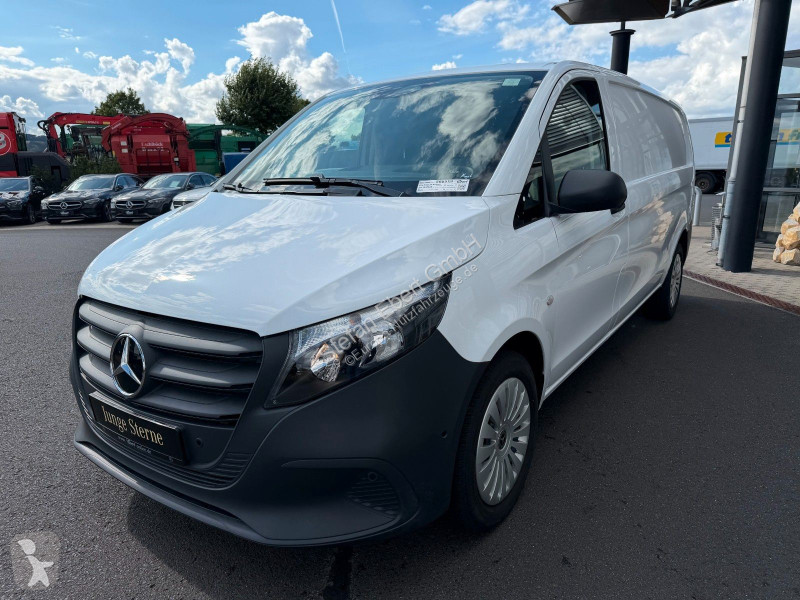 Лекотоварен автомобил Mercedes Vito  9G...