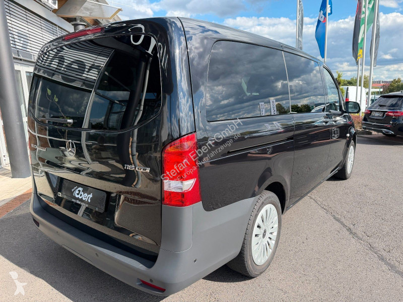 Лекотоварен автомобил Mercedes Vito  9G Tourer...