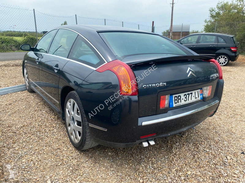 Лекотоварен автомобил Citroën V6 2.7 HDI 204...