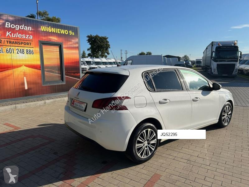 Лекотоварен автомобил Peugeot 308