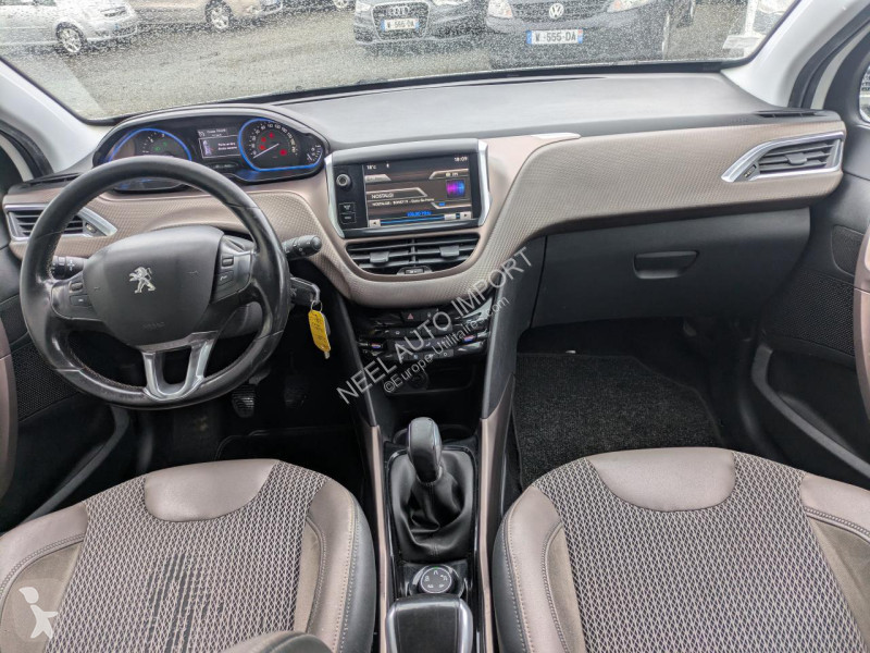 Лекотоварен автомобил Peugeot