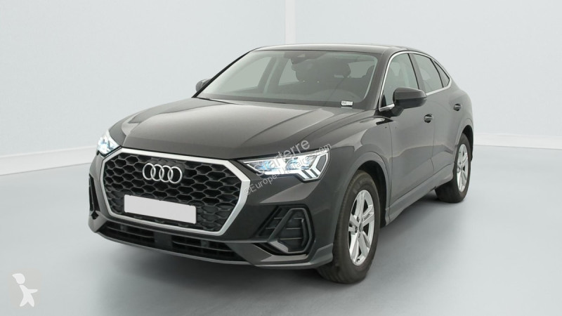 Véhicule utilitaire Audi Q3