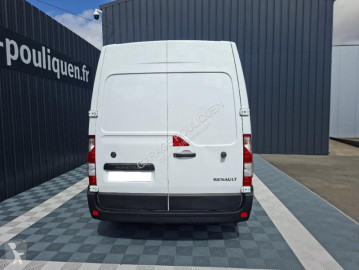Caja cerrada Renault