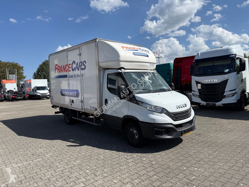 Užitkové vozidlo Iveco 35C16
