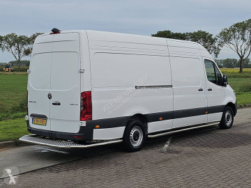 Bestelwagen Mercedes