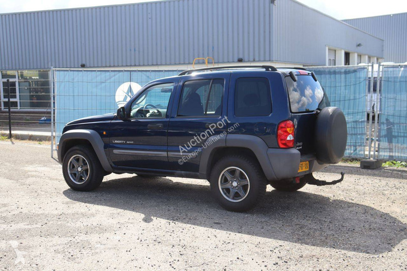 Furgoneta Jeep  LIBERTY SPORT