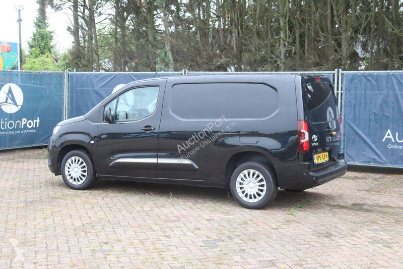 Toyota CITY van