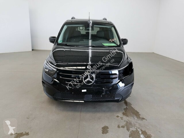 Furgoneta Mercedes EQT 200...
