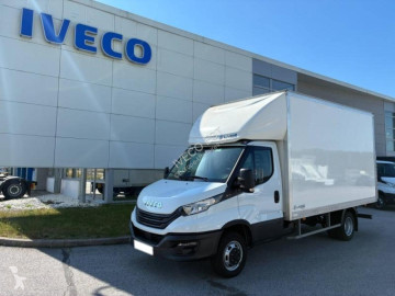 Con volquete Iveco
