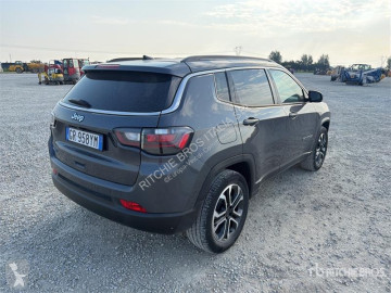 Jeep személyautó